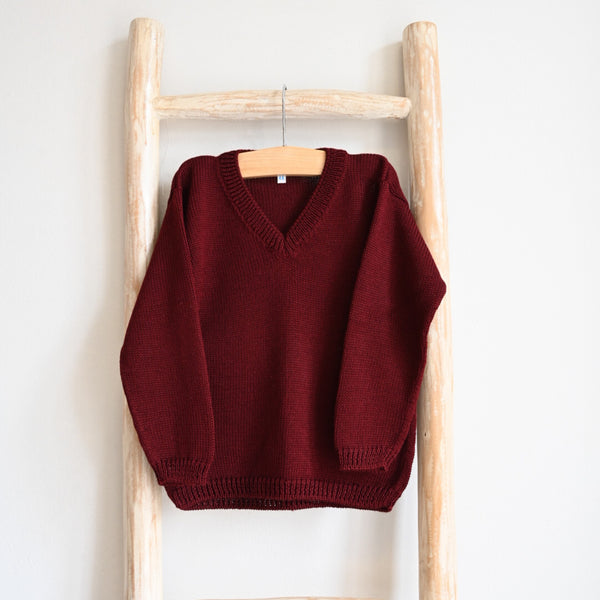 Pukatuka V neck Sweater