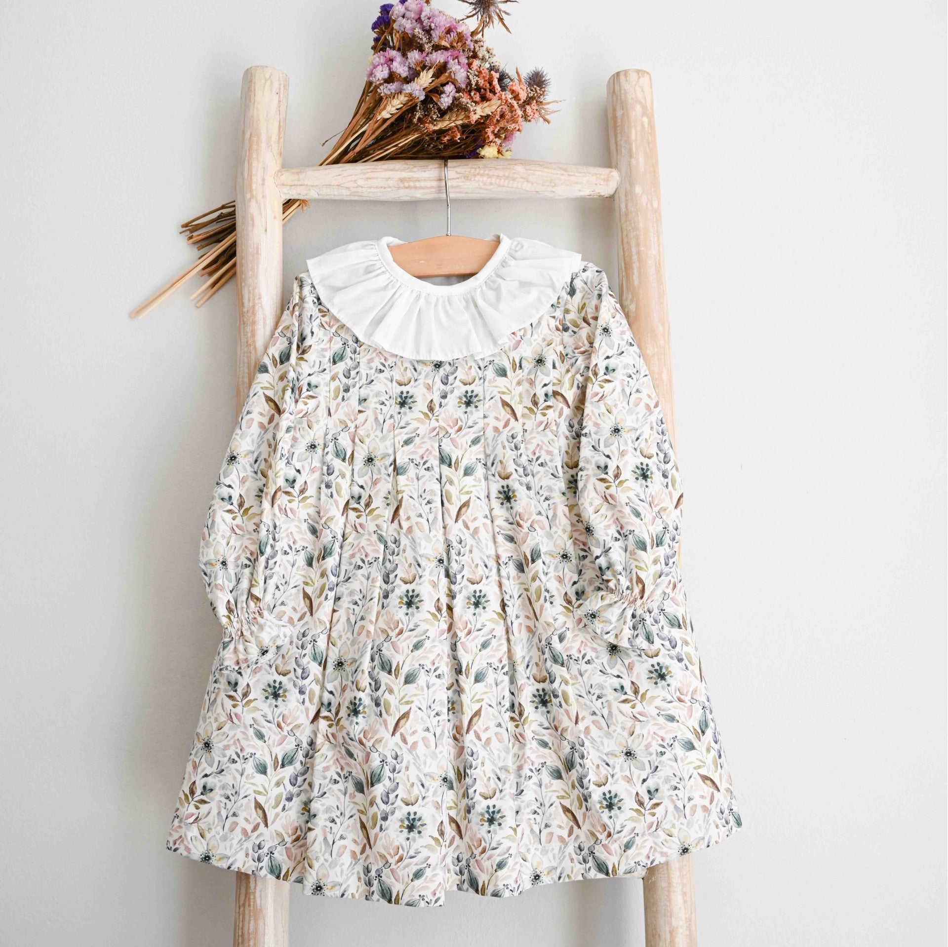 Pukatuka Pleated Floral Dress