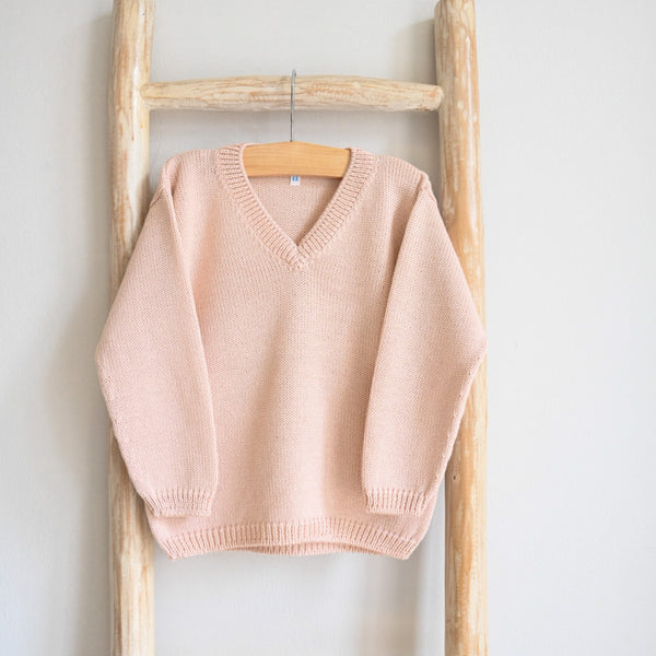 Pukatuka V neck Sweater